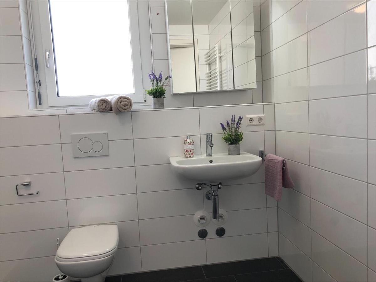 Moderne Alpenblick Apartment Friedrichshafen Exterior foto